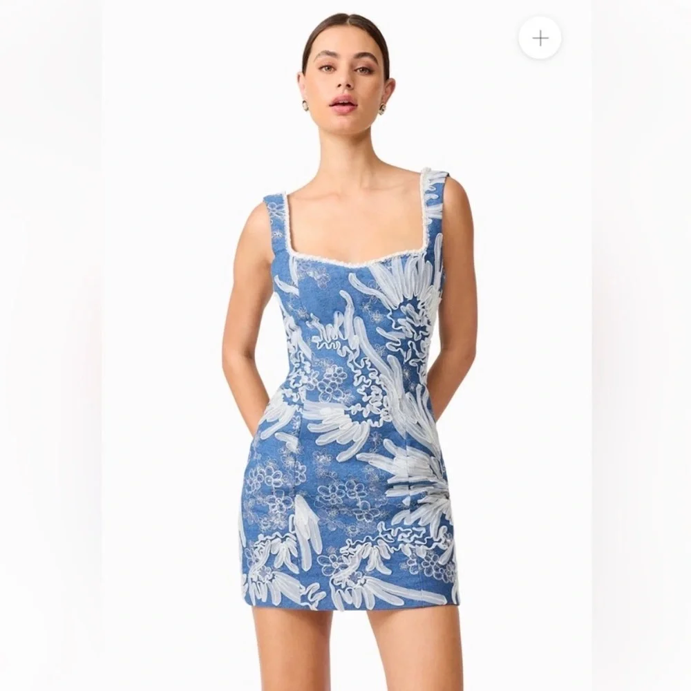 elliatt anneliese blue denim pearl & ribbon embroidered mini dress large NEW - Picture 2 of 12